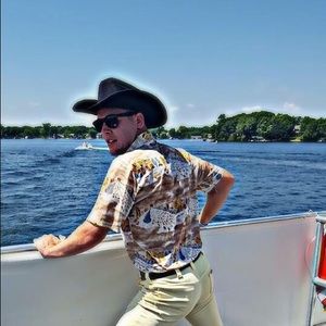 Meet your Posher, Brandon